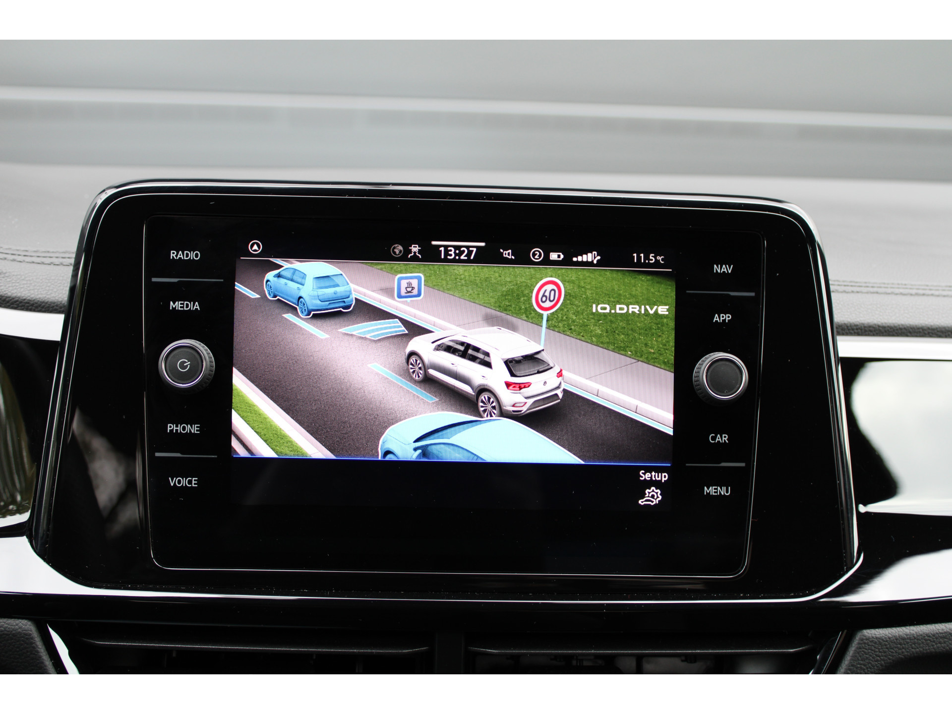 Volkswagen T-Roc 1.5 TSI R-Line 48751592-30.jpg | ROS Automotive