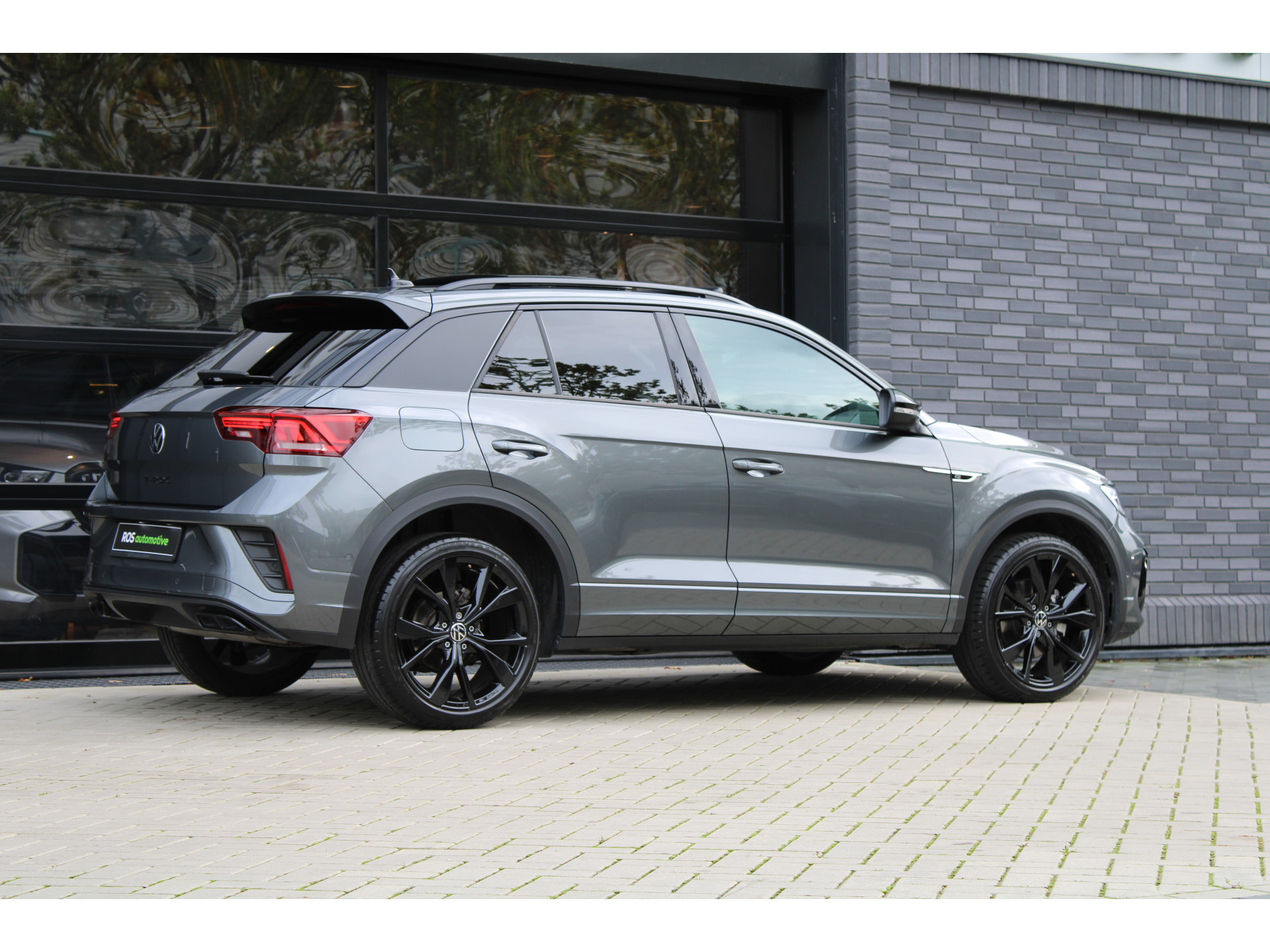 Volkswagen T-Roc 1.5 TSI R-Line 48751592-7.jpg | ROS Automotive
