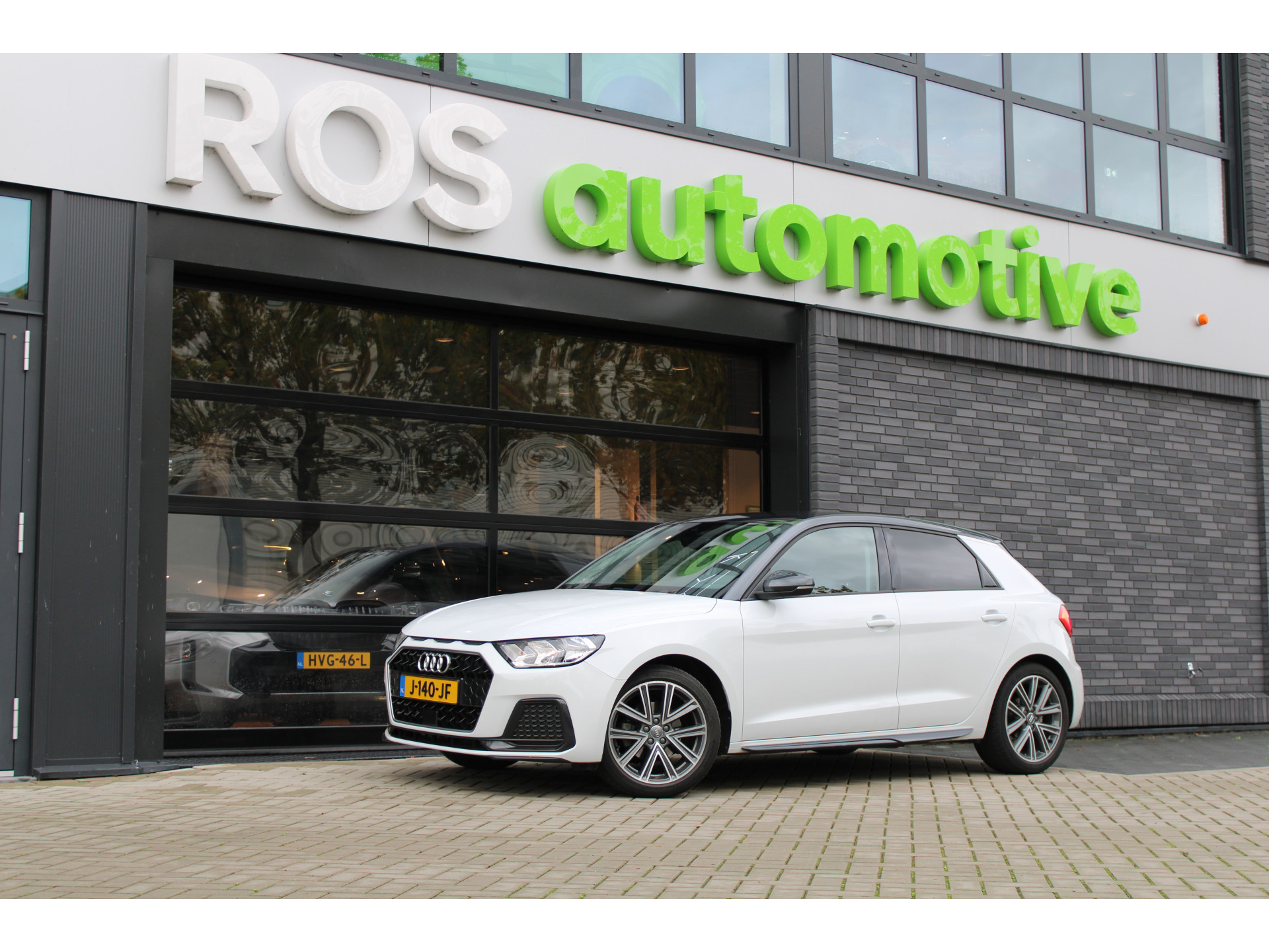 Audi A1 Sportback 30 TFSI epic 48823941-0.jpg | ROS Automotive