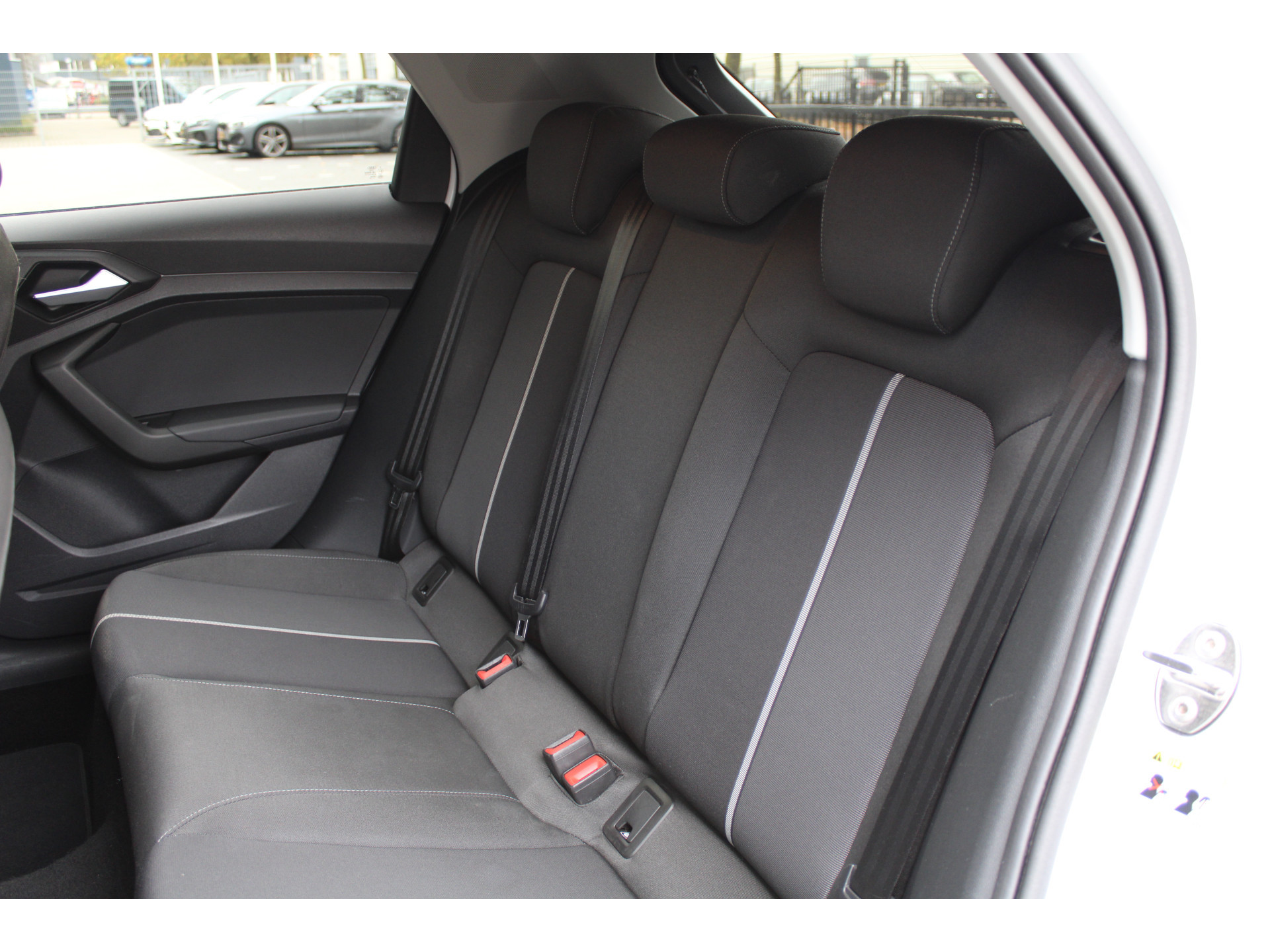 Audi A1 Sportback 30 TFSI epic 48823941-41.jpg | ROS Automotive