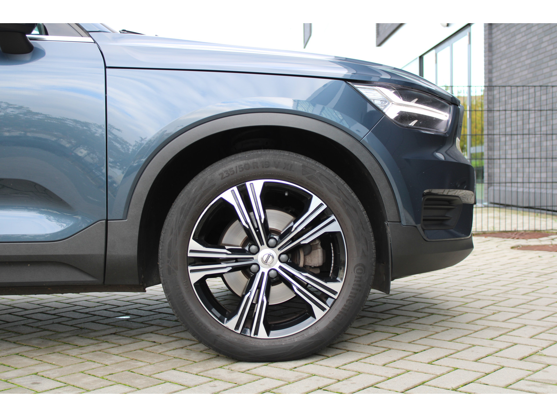 Volvo XC40 2.0 T4 Inscription 48824601-15.jpg | ROS Automotive