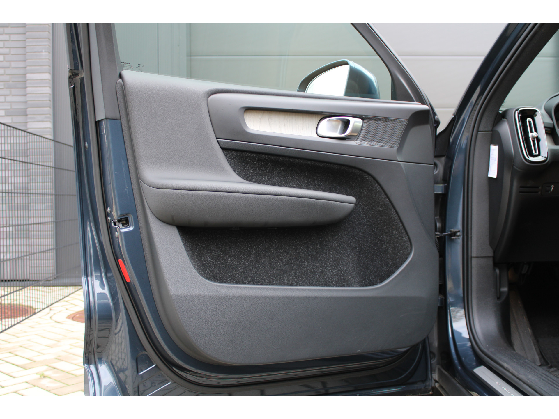 Volvo XC40 2.0 T4 Inscription 48824601-20.jpg | ROS Automotive