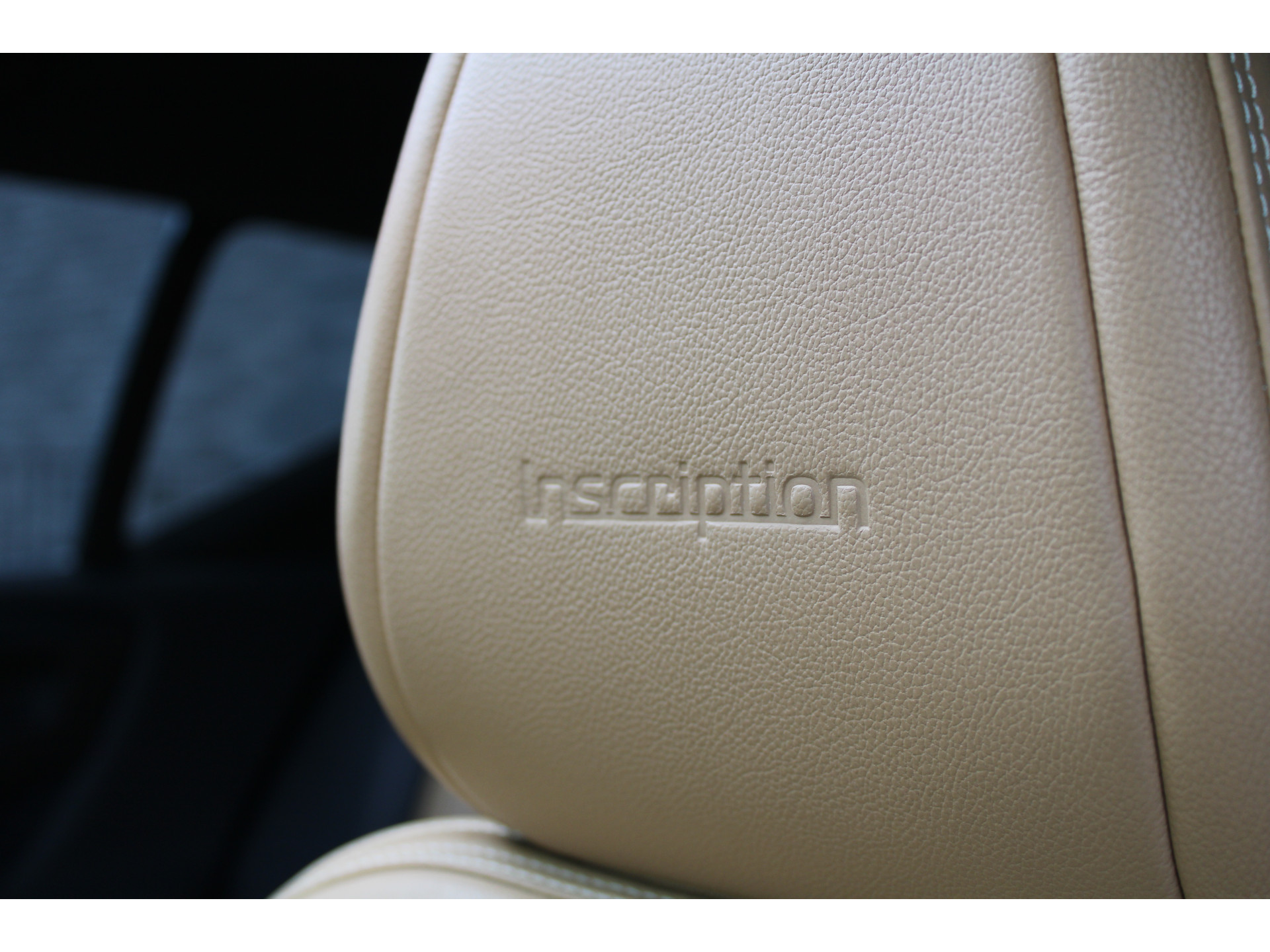 Volvo XC40 2.0 T4 Inscription 48824601-24.jpg | ROS Automotive