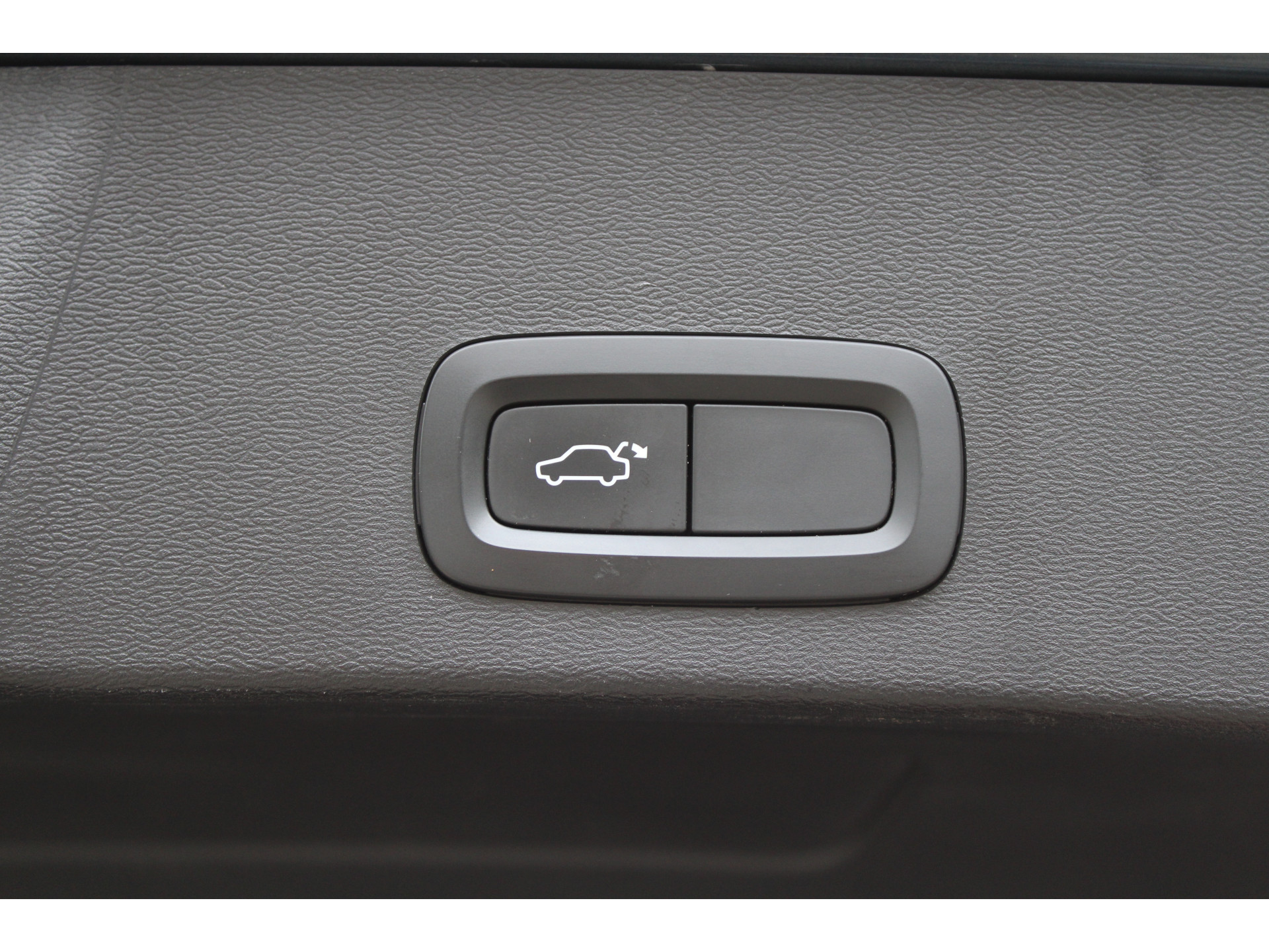 Volvo XC40 2.0 T4 Inscription 48824601-47.jpg | ROS Automotive