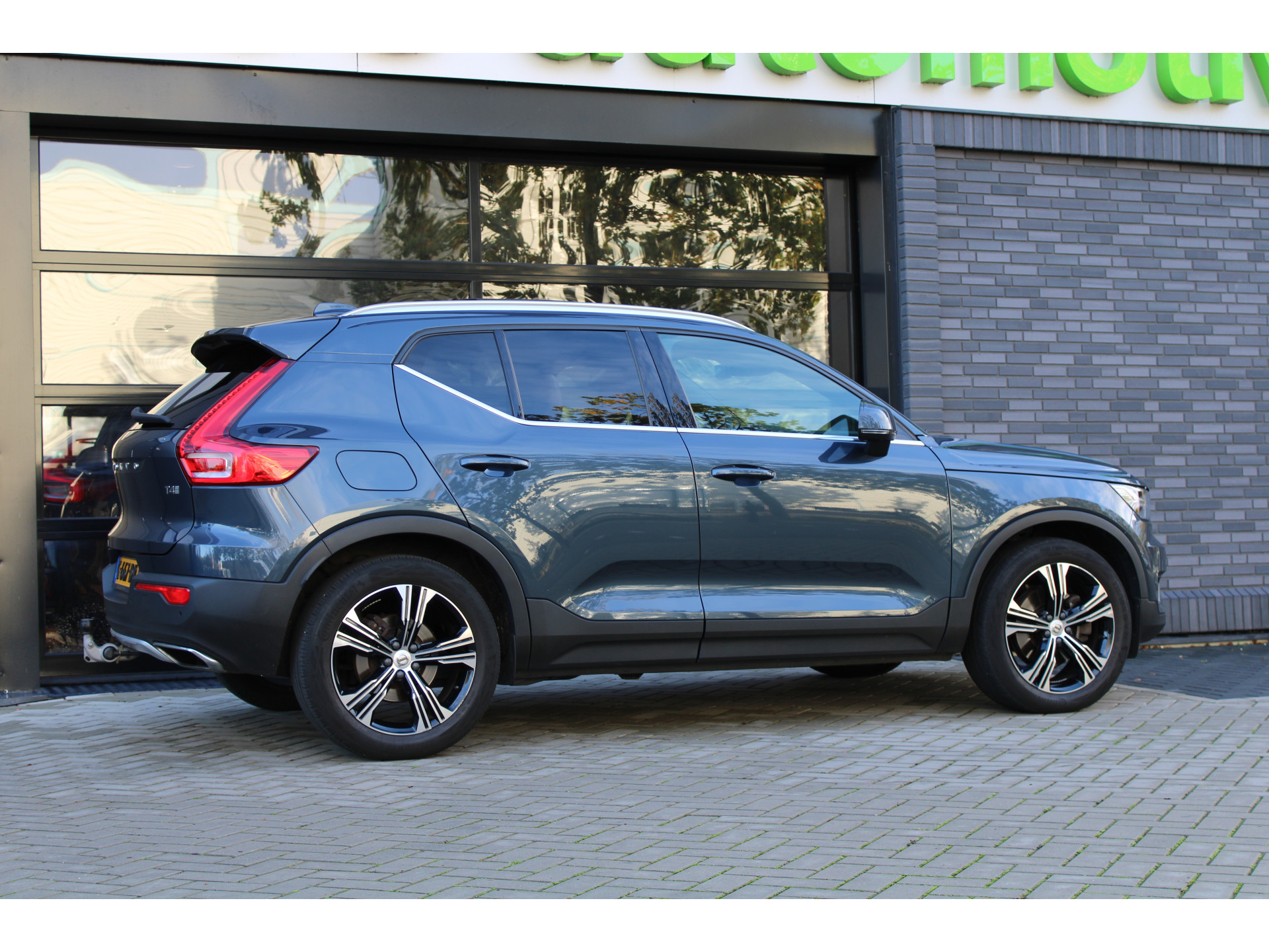 Volvo XC40 2.0 T4 Inscription 48824601-9.jpg | ROS Automotive