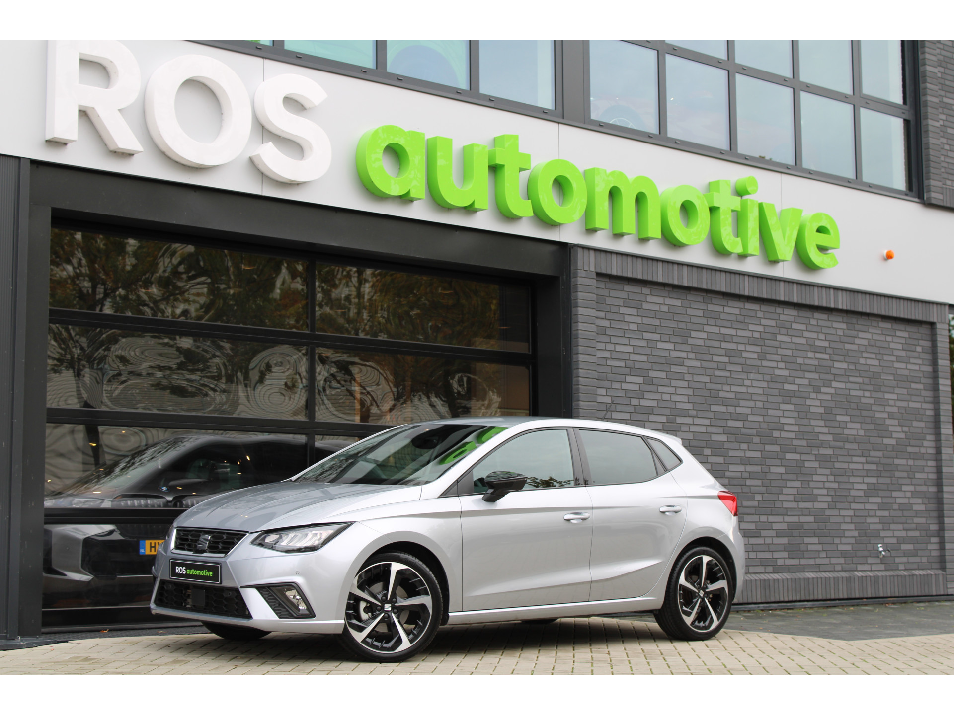 SEAT Ibiza 1.0 EcoTSI FR DSG7 48829652-0.jpg | ROS Automotive