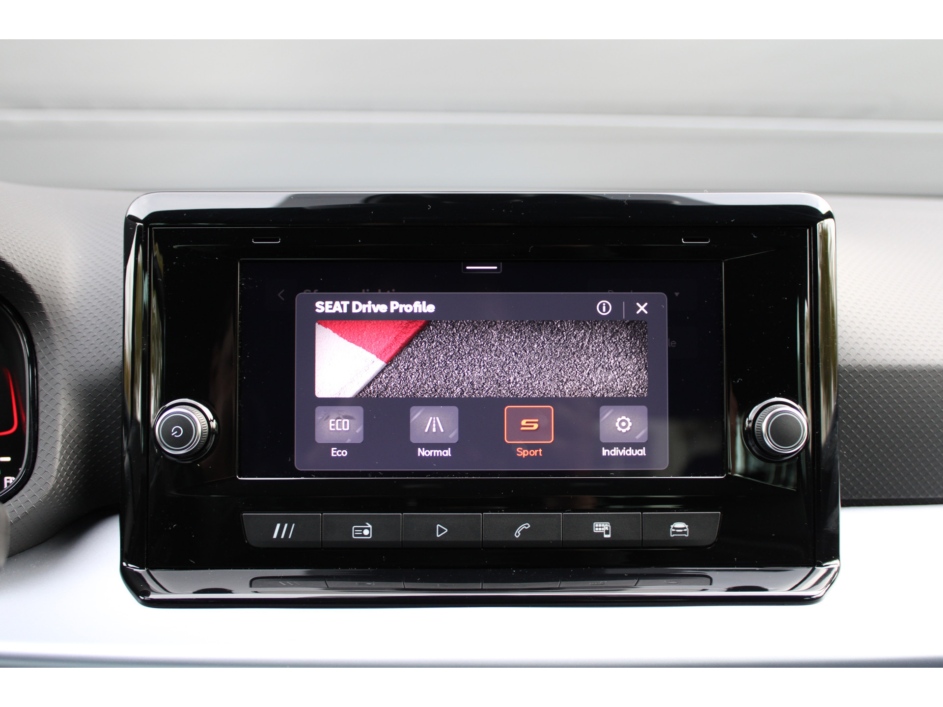 SEAT Ibiza 1.0 EcoTSI FR DSG7 48829652-30.jpg | ROS Automotive