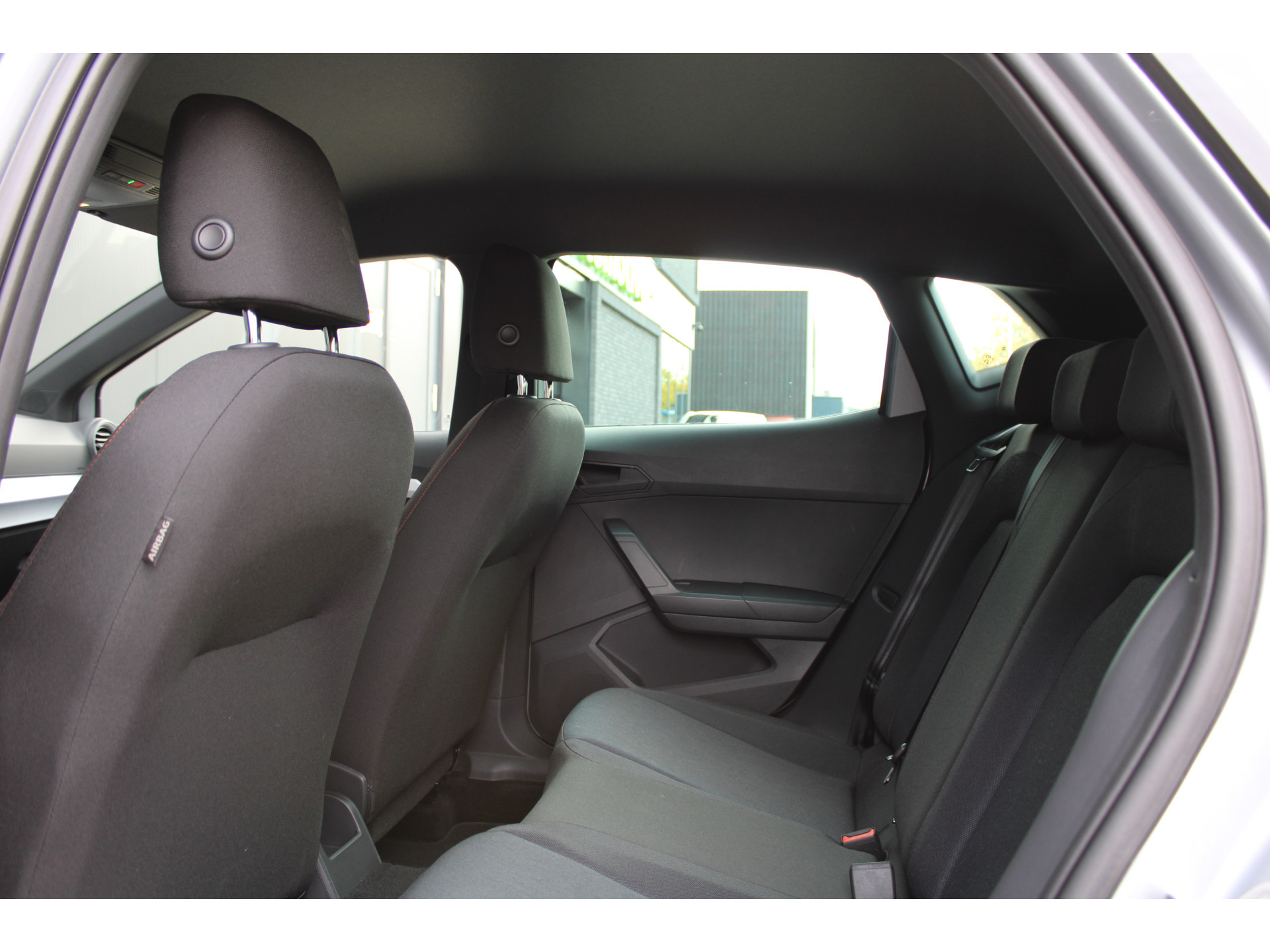 SEAT Ibiza 1.0 EcoTSI FR DSG7 48829652-32.jpg | ROS Automotive