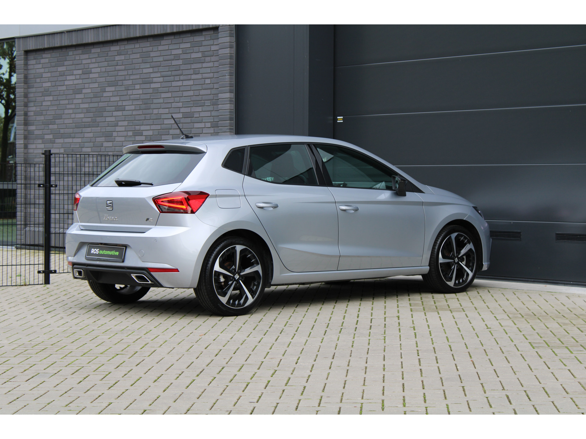 SEAT Ibiza 1.0 EcoTSI FR DSG7 48829652-36.jpg | ROS Automotive