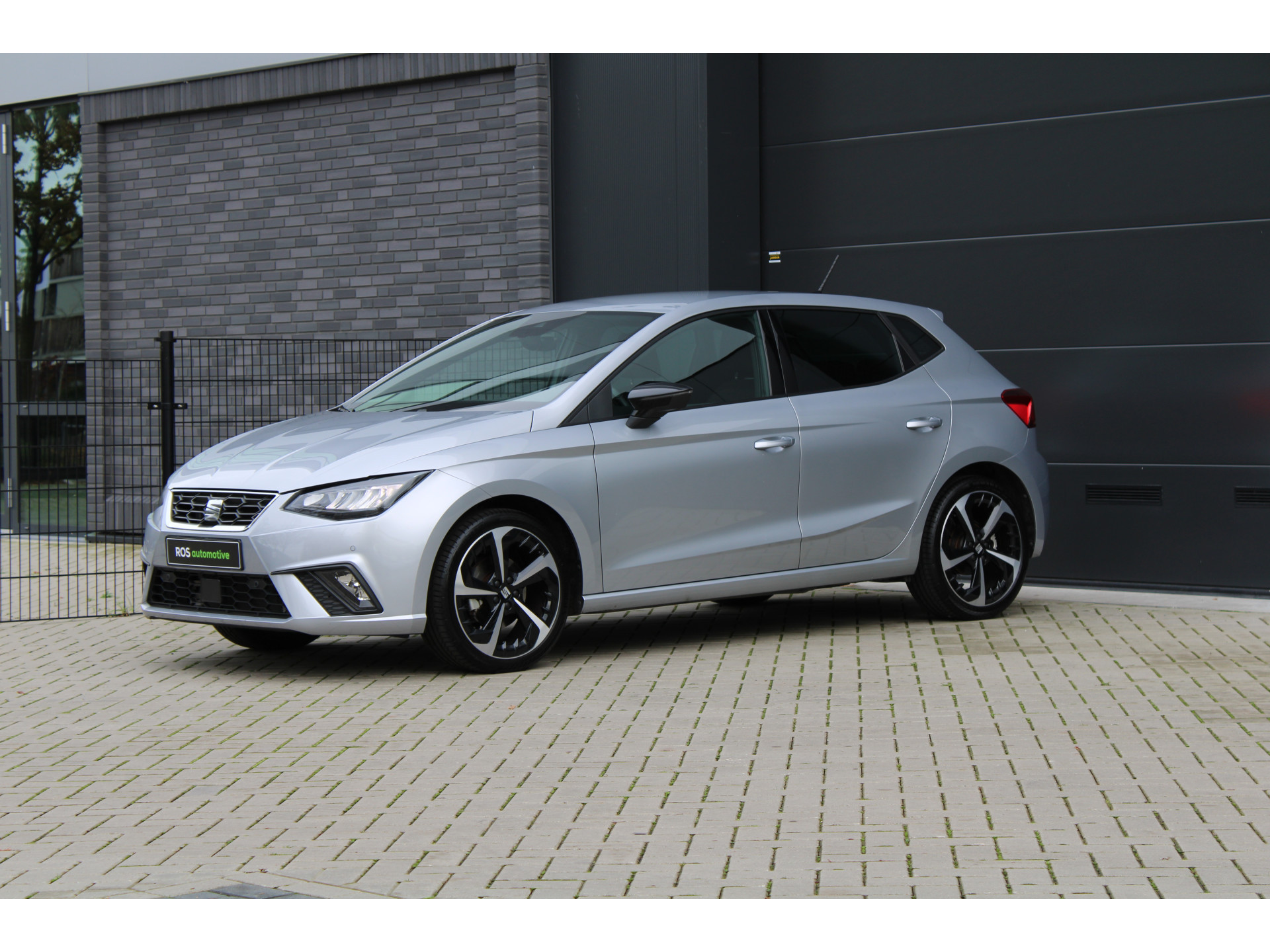 SEAT Ibiza 1.0 EcoTSI FR DSG7 48829652-37.jpg | ROS Automotive