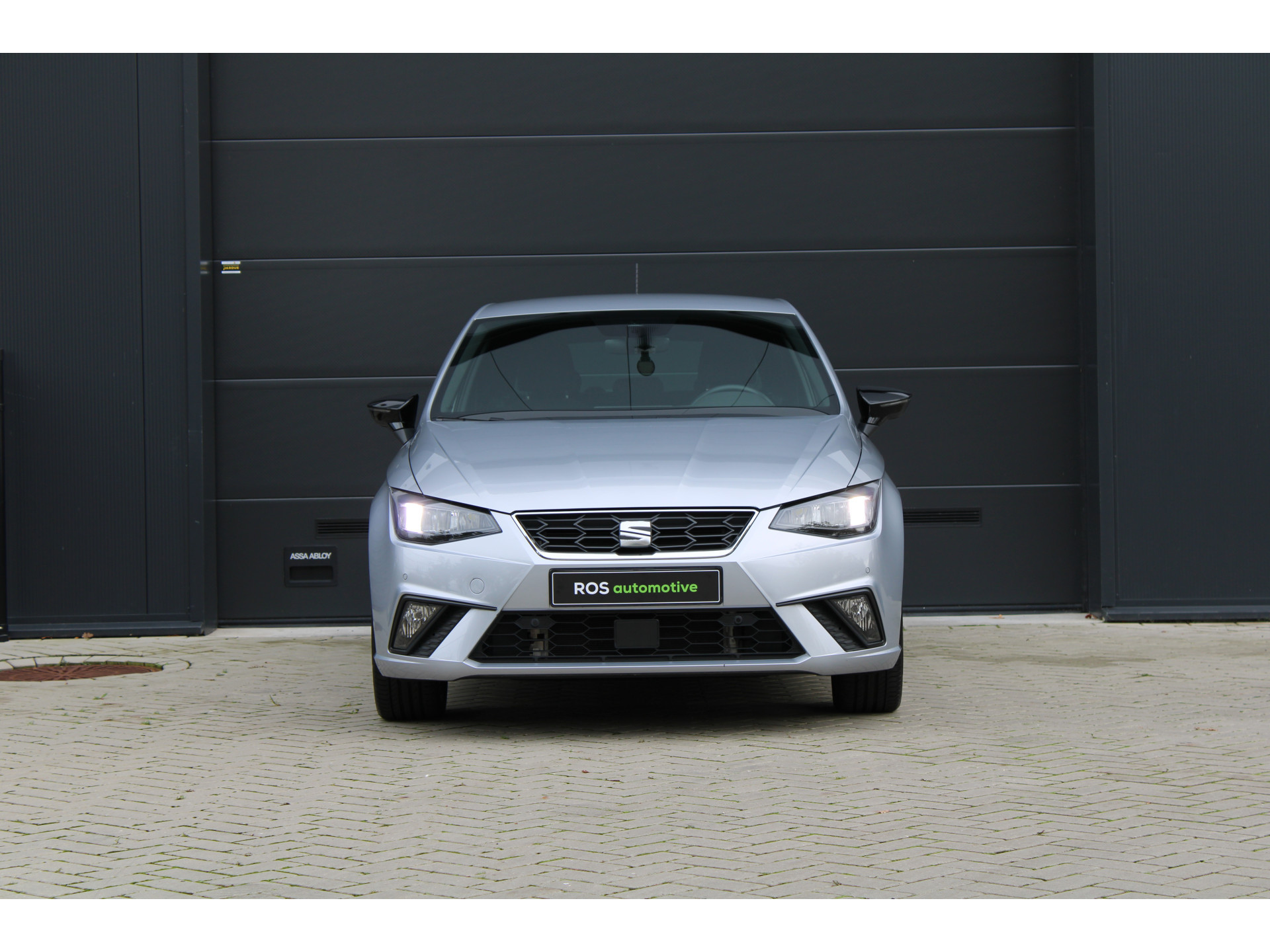 SEAT Ibiza 1.0 EcoTSI FR DSG7 48829652-9.jpg | ROS Automotive