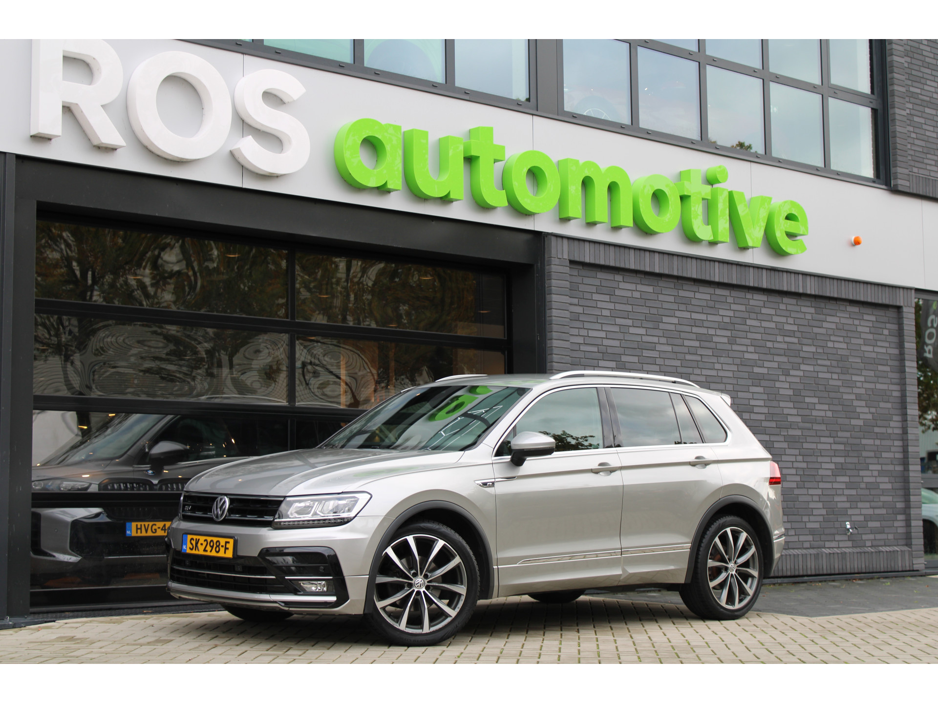 Volkswagen Tiguan 1.4 TSI ACT Comfortline Business 48830516-0.jpg | ROS Automotive