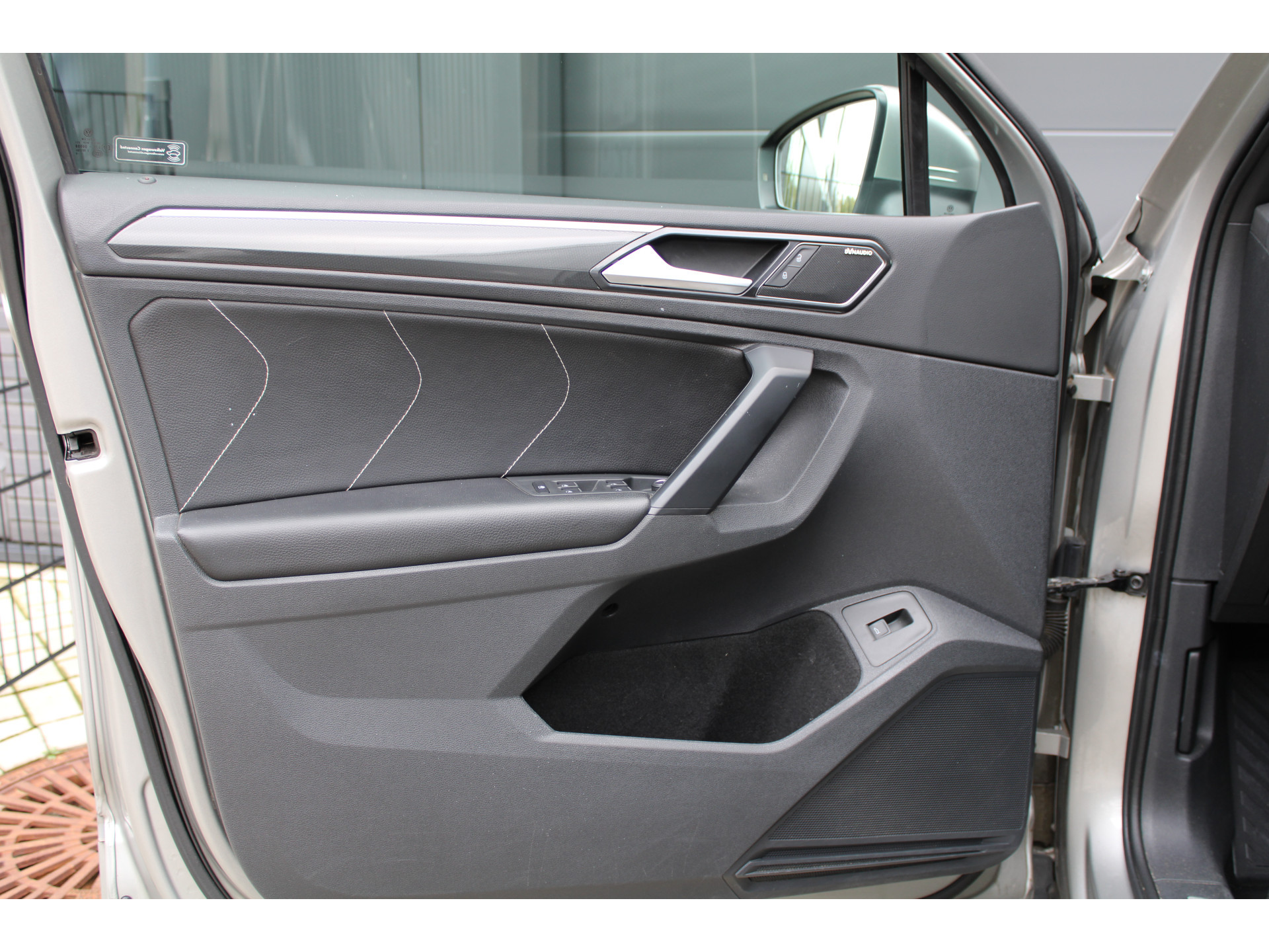 Volkswagen Tiguan 1.4 TSI ACT Comfortline Business 48830516-11.jpg | ROS Automotive