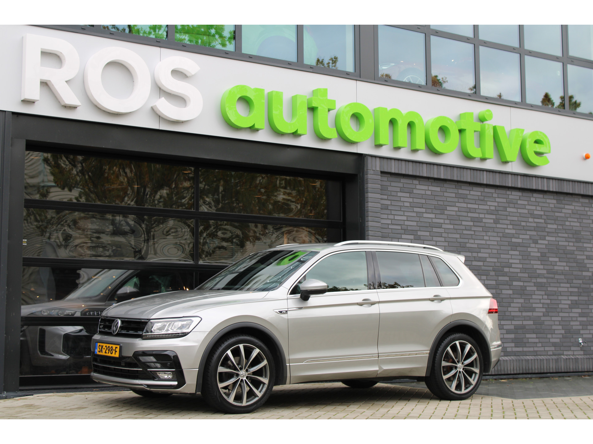 Volkswagen Tiguan 1.4 TSI ACT Comfortline Business 48830516-2.jpg | ROS Automotive