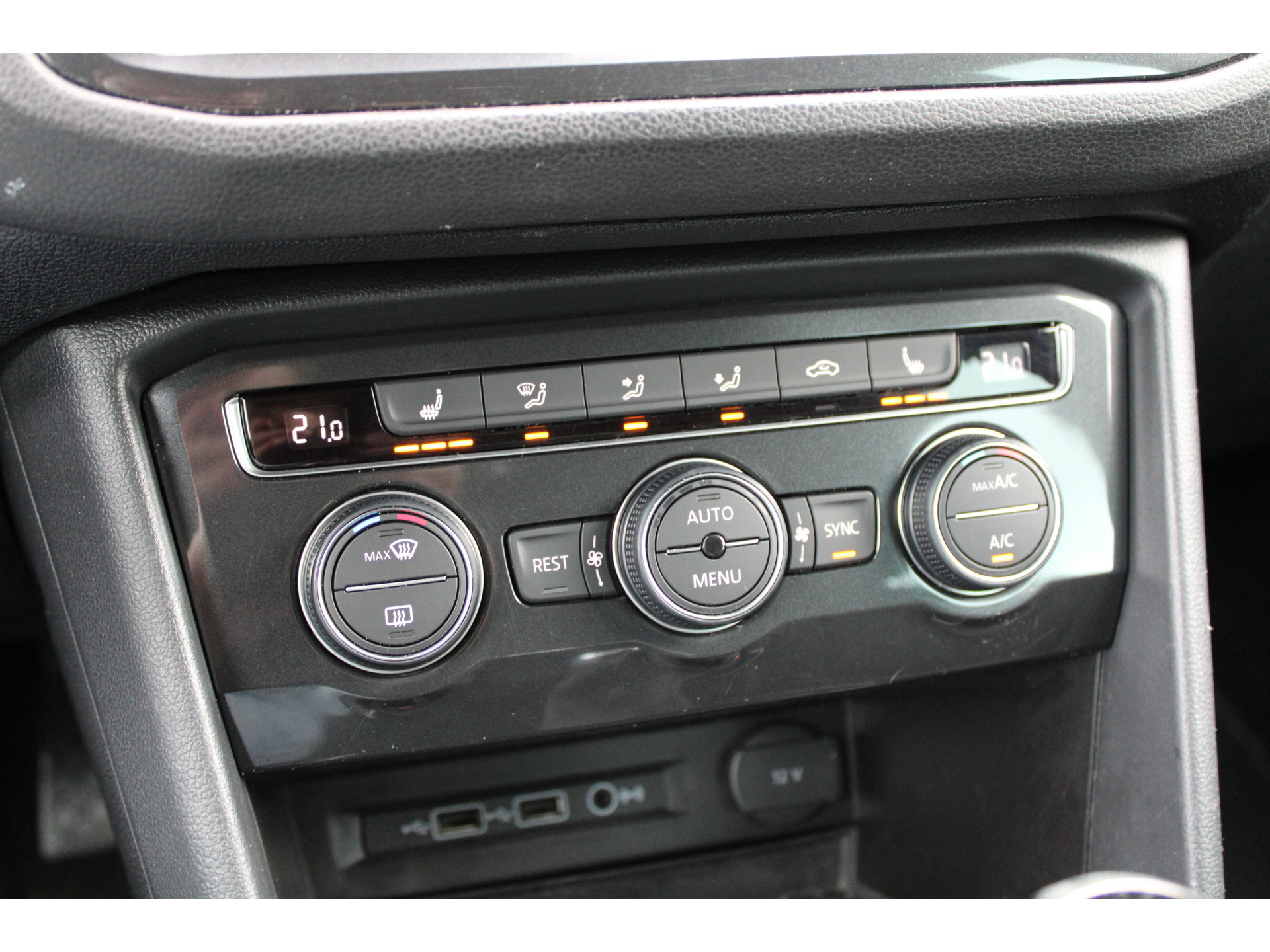 Volkswagen Tiguan 1.4 TSI ACT Comfortline Business 48830516-21.jpg | ROS Automotive