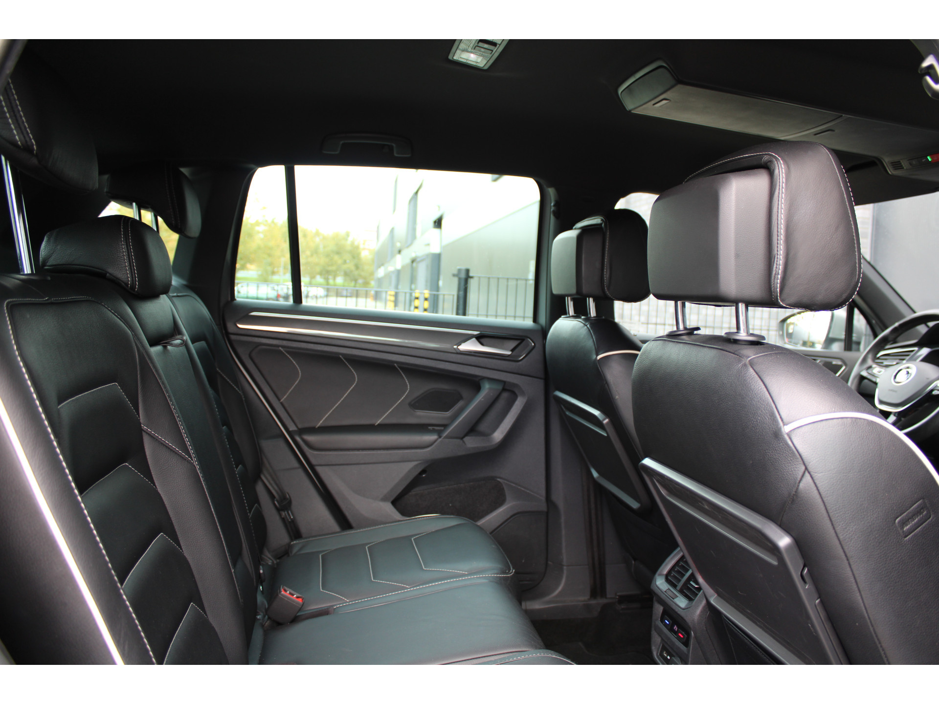 Volkswagen Tiguan 1.4 TSI ACT Comfortline Business 48830516-29.jpg | ROS Automotive