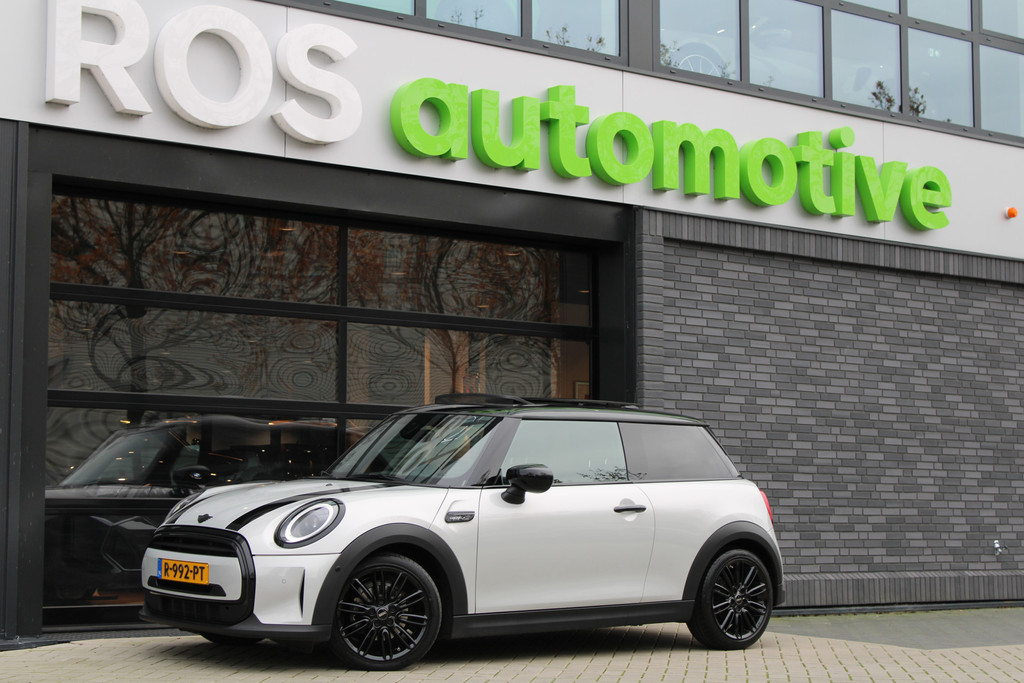 MINI Mini 1.5 Cooper Camden Plus Edition 49685232-0.jpg | ROS Automotive