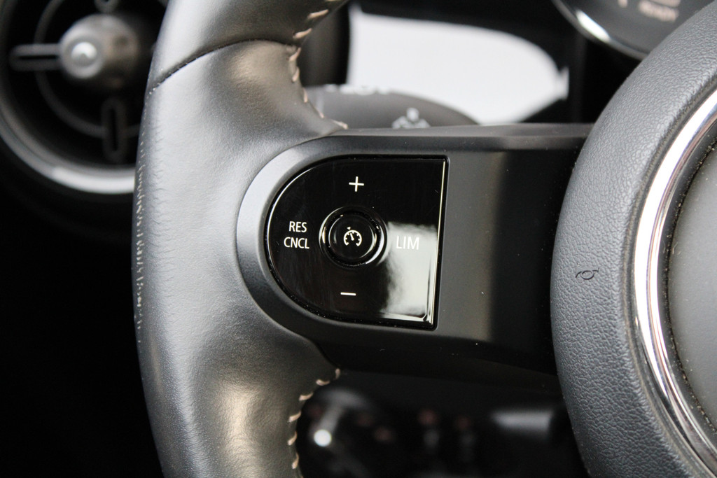 MINI Mini 1.5 Cooper Camden Plus Edition 49685232-22.jpg | ROS Automotive