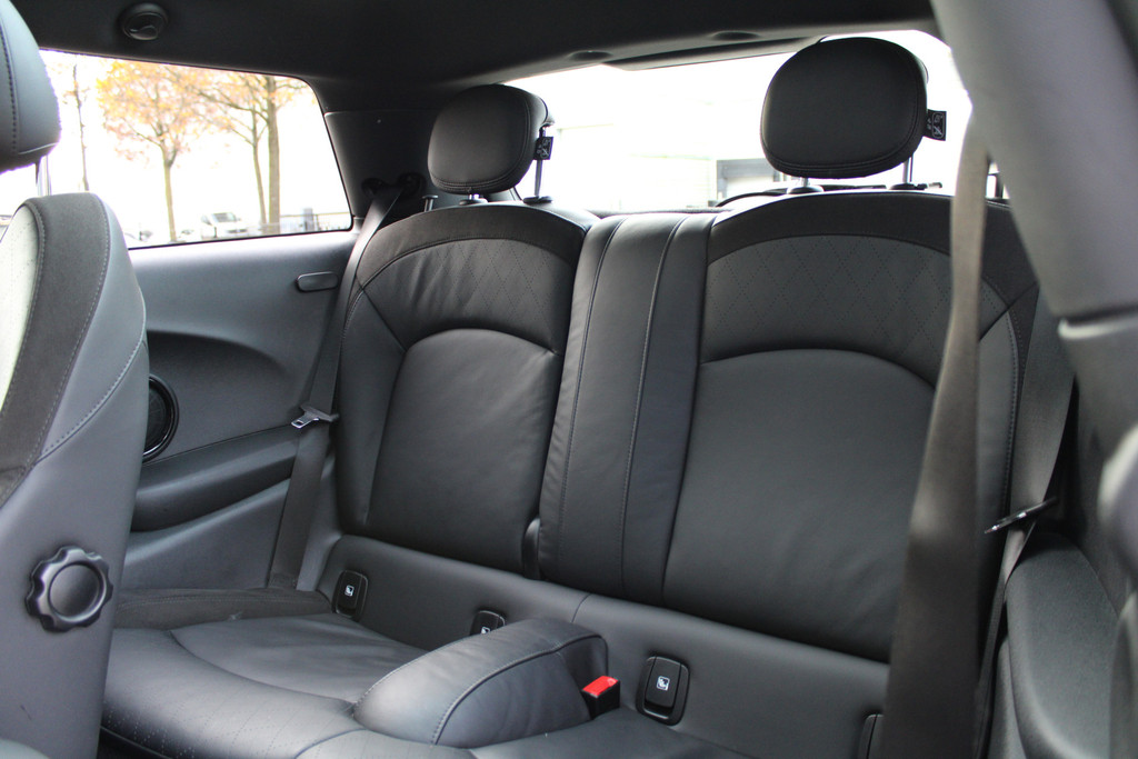 MINI Mini 1.5 Cooper Camden Plus Edition 49685232-34.jpg | ROS Automotive