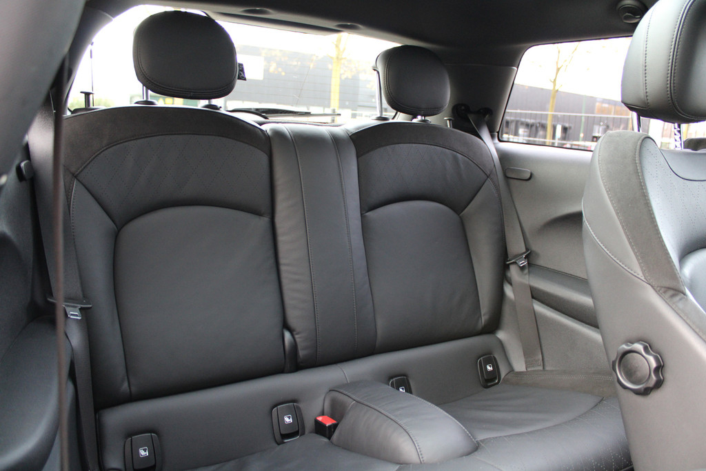 MINI Mini 1.5 Cooper Camden Plus Edition 49685232-35.jpg | ROS Automotive