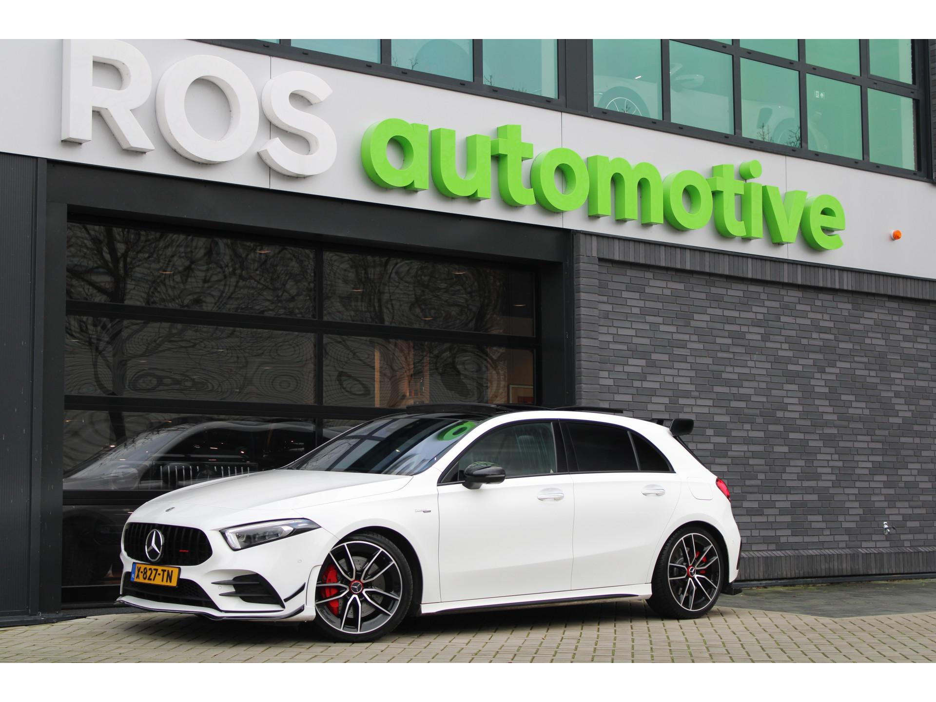 Mercedes-Benz A-Klasse AMG 35 4MATIC Edition 1 50193960-0.jpg | ROS Automotive