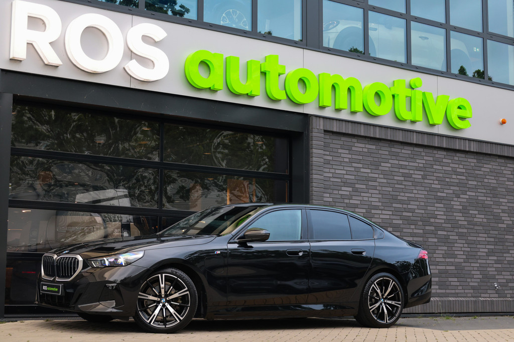 BMW 5 Serie 530e M-SPORT 53533899-0.jpg | ROS Automotive
