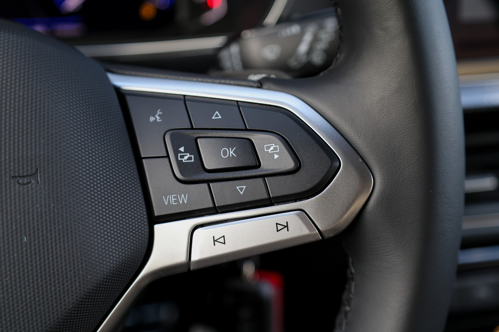 Volkswagen T-Cross 1.0 TSI R-Line Edition 54113226-27.jpg | ROS Automotive