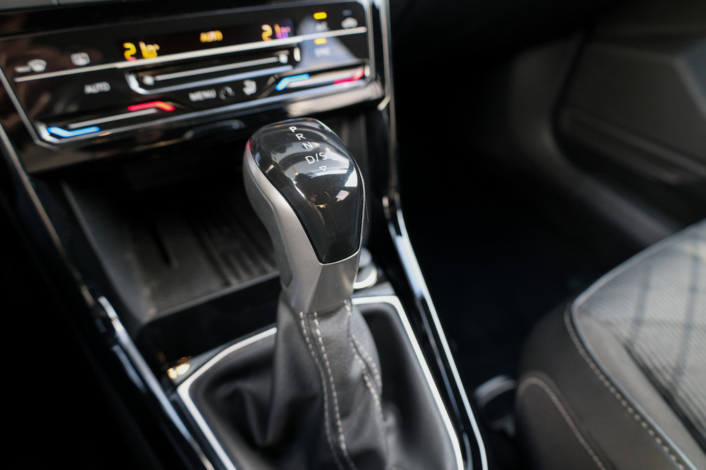 Volkswagen T-Cross 1.0 TSI R-Line Edition 54113226-29.jpg | ROS Automotive