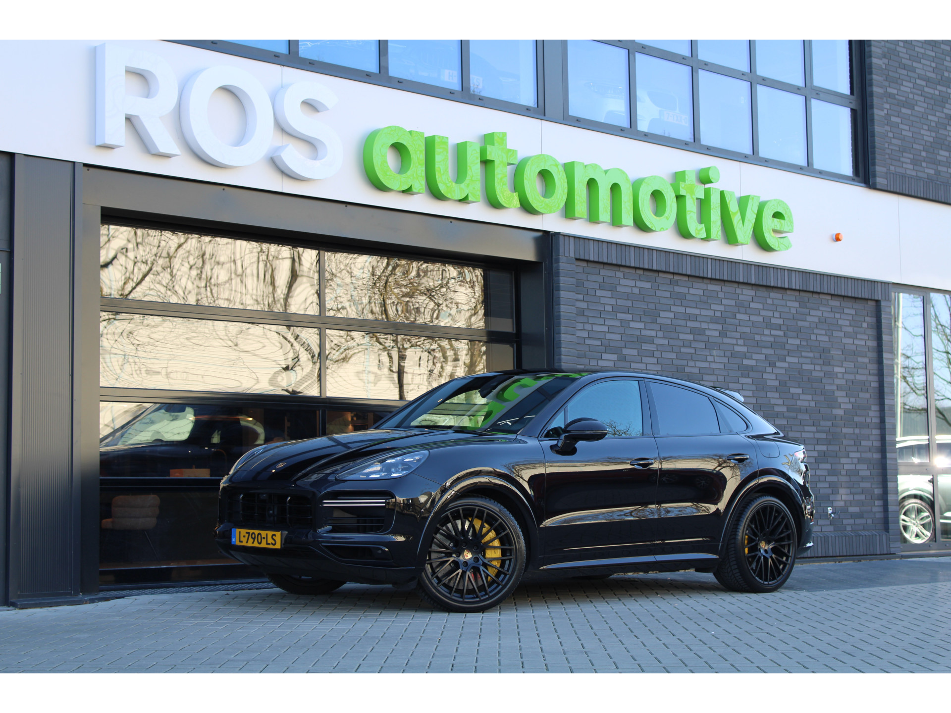 Porsche Cayenne Coupé 4.0 Turbo S E-Hybrid 43618260-0.jpg | ROS Automotive