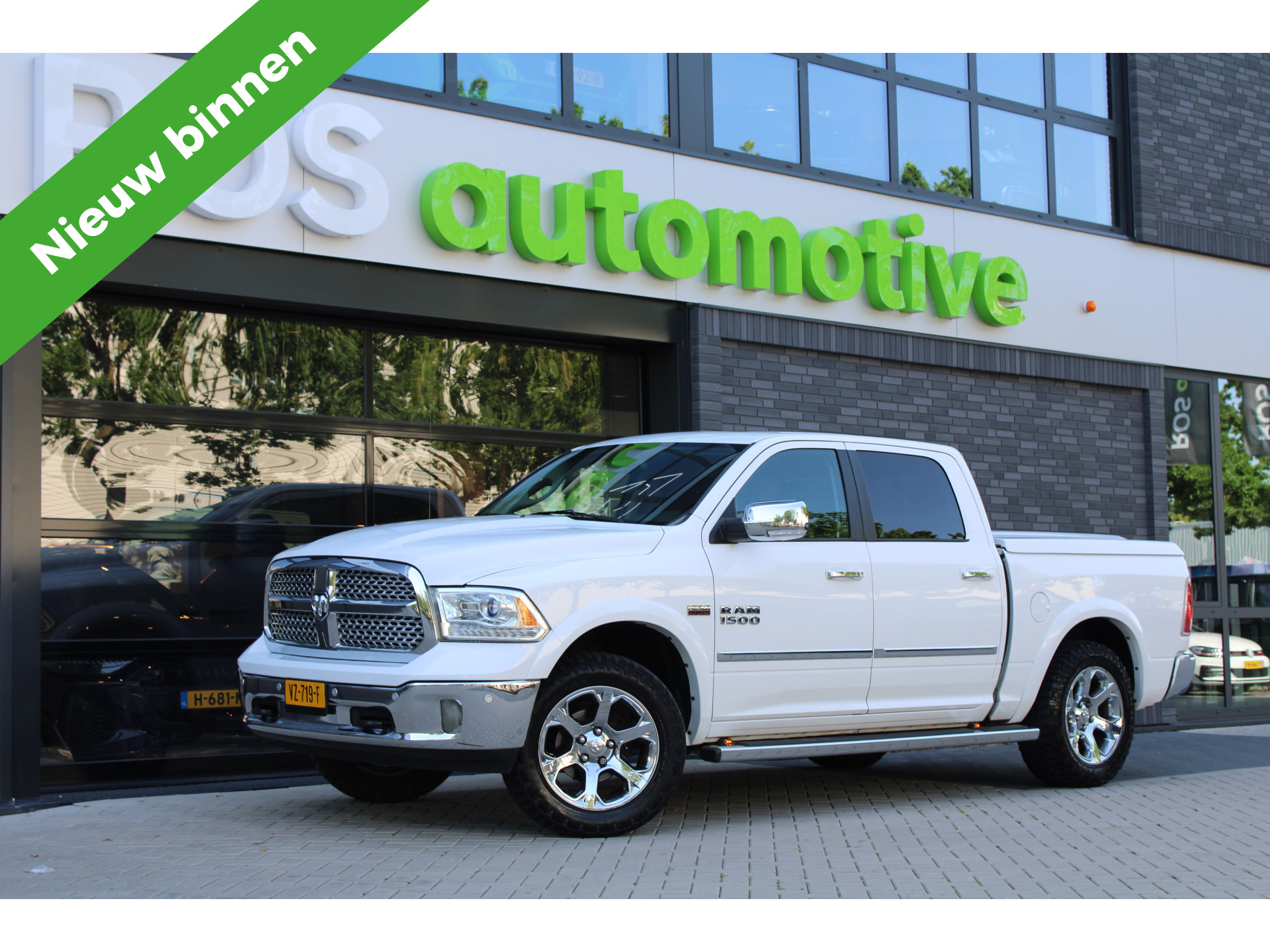 Dodge Ram 1500 5.7 V8 4x4 Quad Cab 6'4 45657286-0.jpg | ROS Automotive